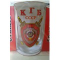 Набор стеклянных стаканов с сувенирным рисунком щит КГБ